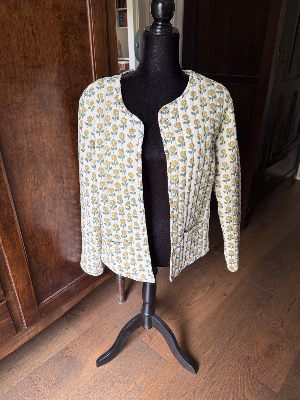 Japna Quilted Floral Jacket in White and Yellow